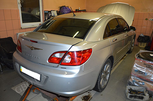 Chrysler Sebring 2.4 із встановленим ГБО.