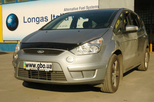 Ford S-Max із встановленим ГБО Prins.