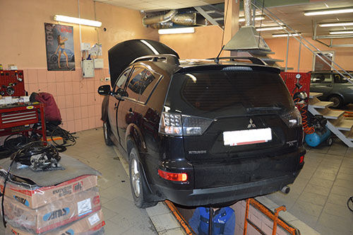 Mitsubishi Outlander XL із встановленим ГБО.